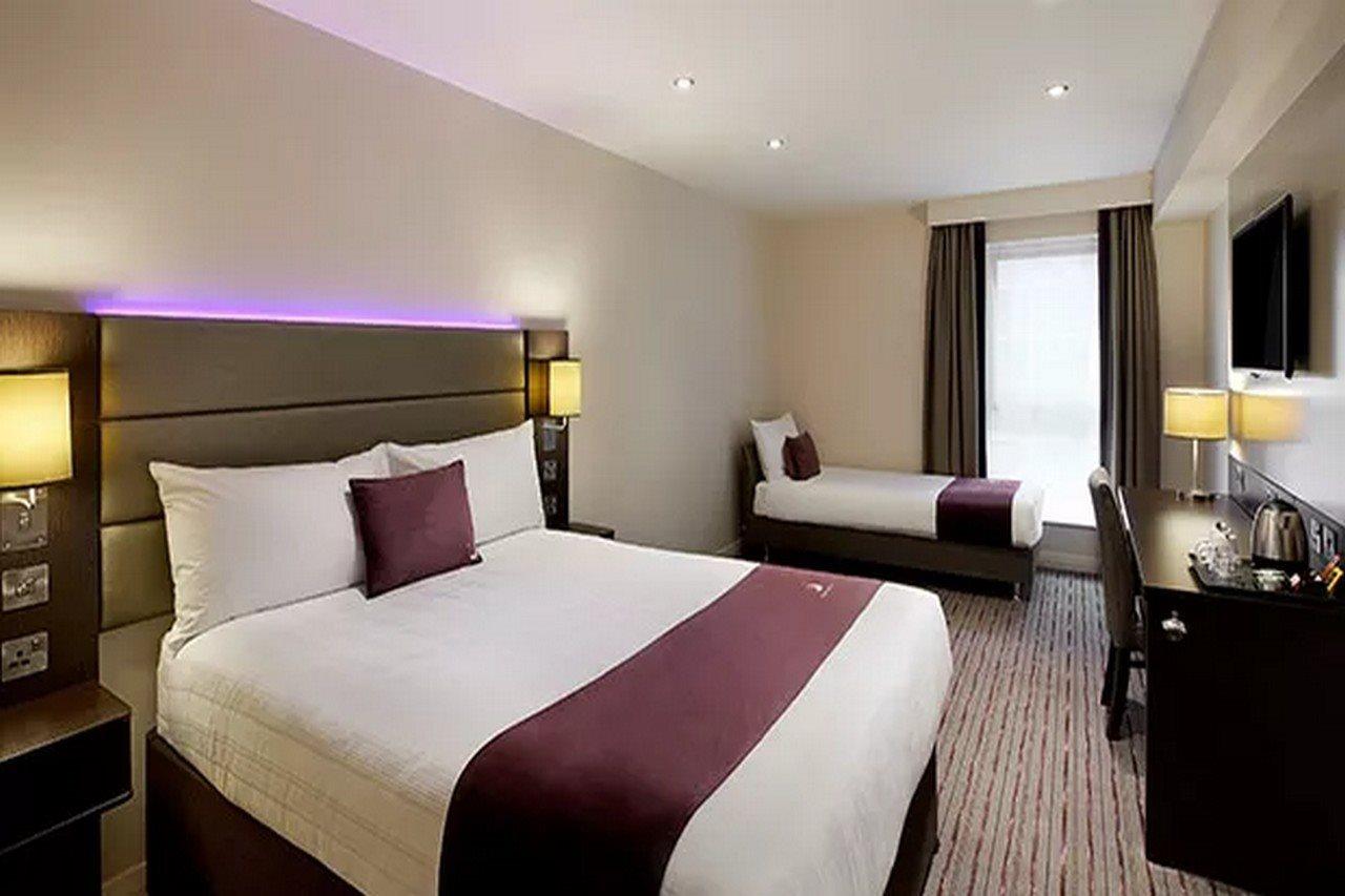Premier Inn Manchester West Didsbury Εξωτερικό φωτογραφία